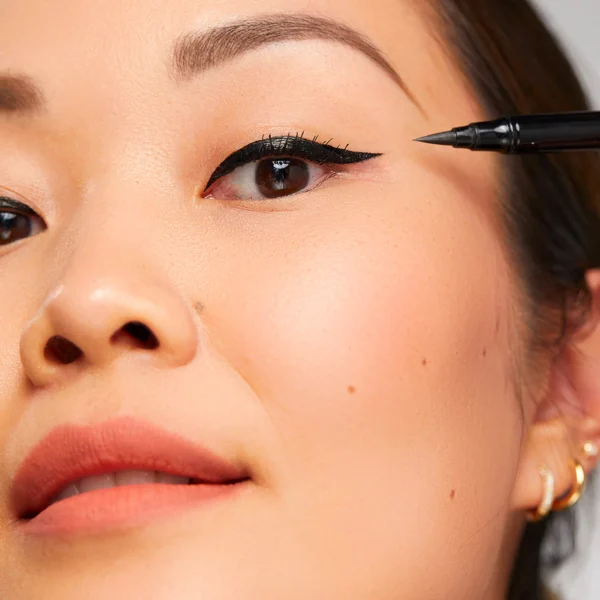 Rare Beauty Matte Liquid Liner - Perfect Strokes - Image 2